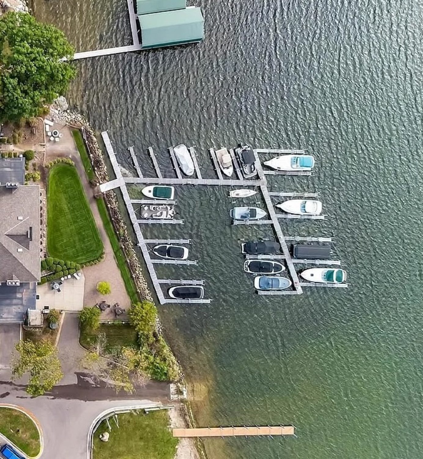 Top-down aerial view of Chapman Place Marina slips and boats